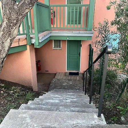 Superb With Sea View Les Restanques *