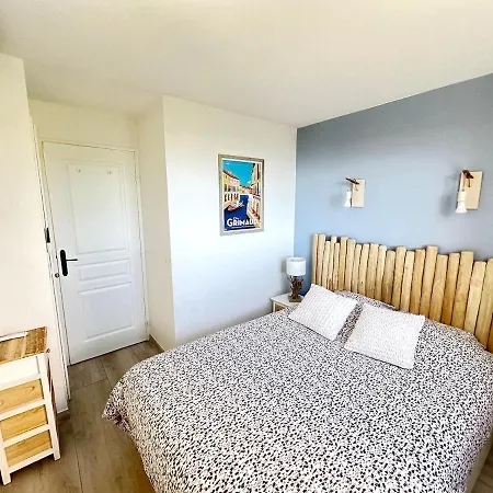 Apartment Superb With Sea View Les Restanques