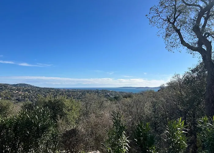 Superb With Sea View Les Restanques