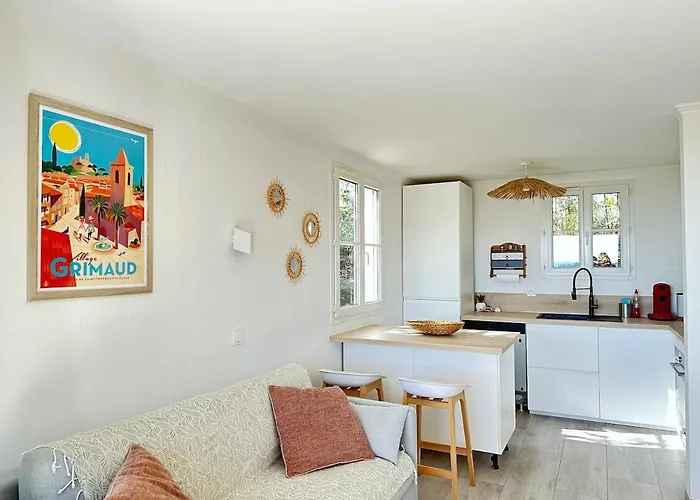 Lägenhet Superb With Sea View Les Restanques Grimaud