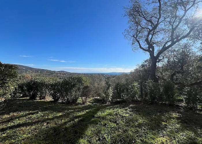 Apartment Superb With Sea View Les Restanques