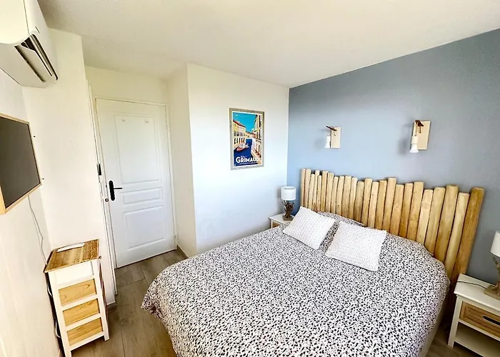 Apartment Superb With Sea View Les Restanques